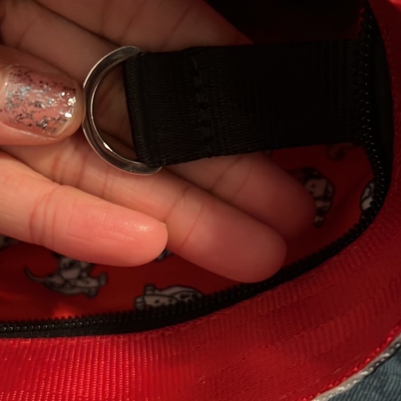 Disney x Harvey's | 101 Dalmatians "Streamline" Crossbody (Retired & Sold Out) - Picture 10 of 15